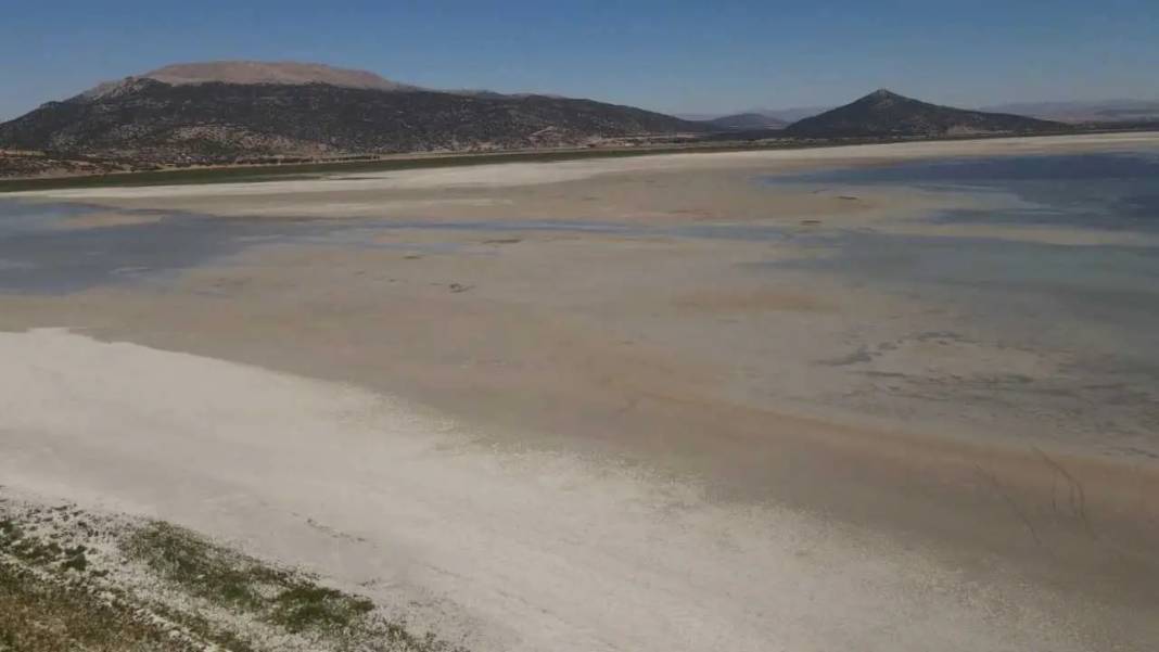 Göller Bölgesi Çöller Bölgesi’ne Dönüşüyor! Eğirdir Gölü Can Çekişiyor 3